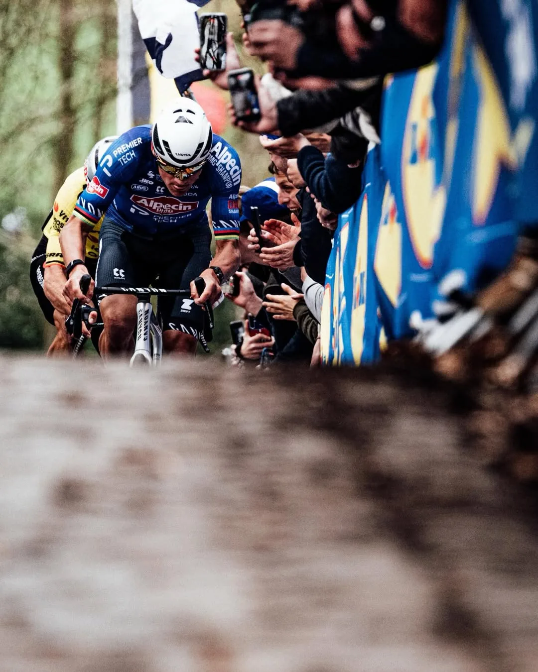 Climbing the Cobbles